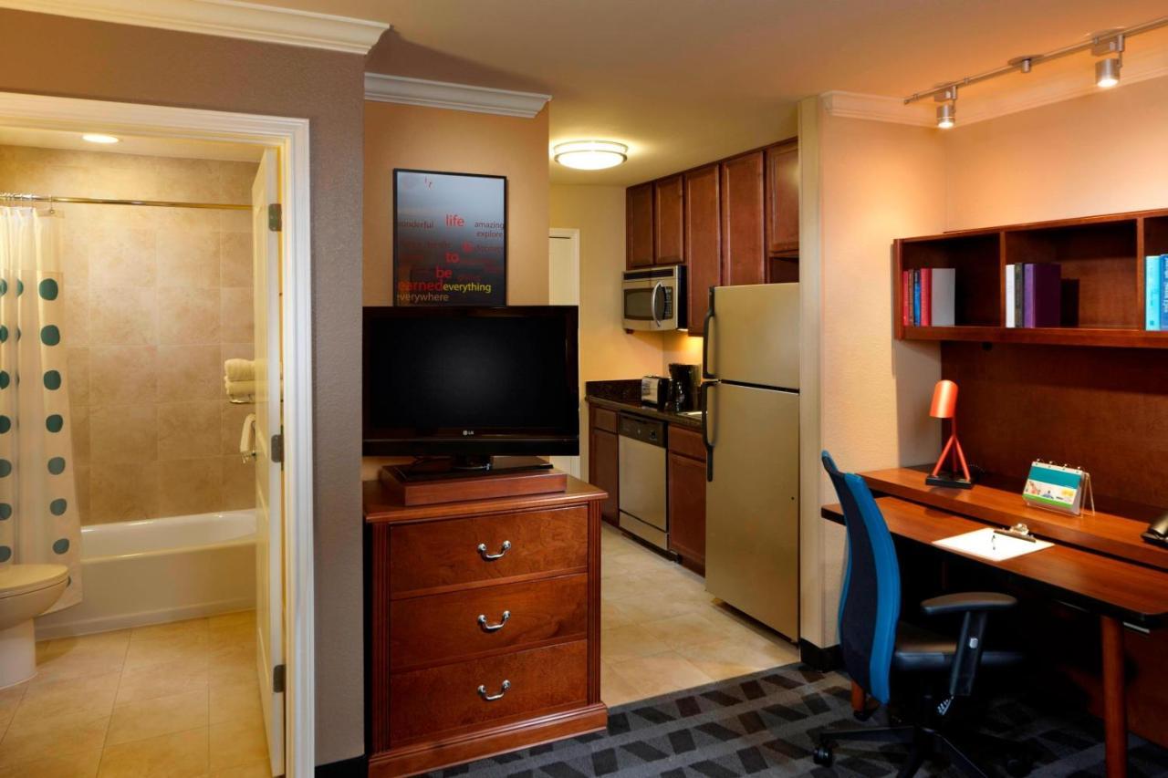 Towneplace Suites Houston North/Shenandoah Extérieur photo