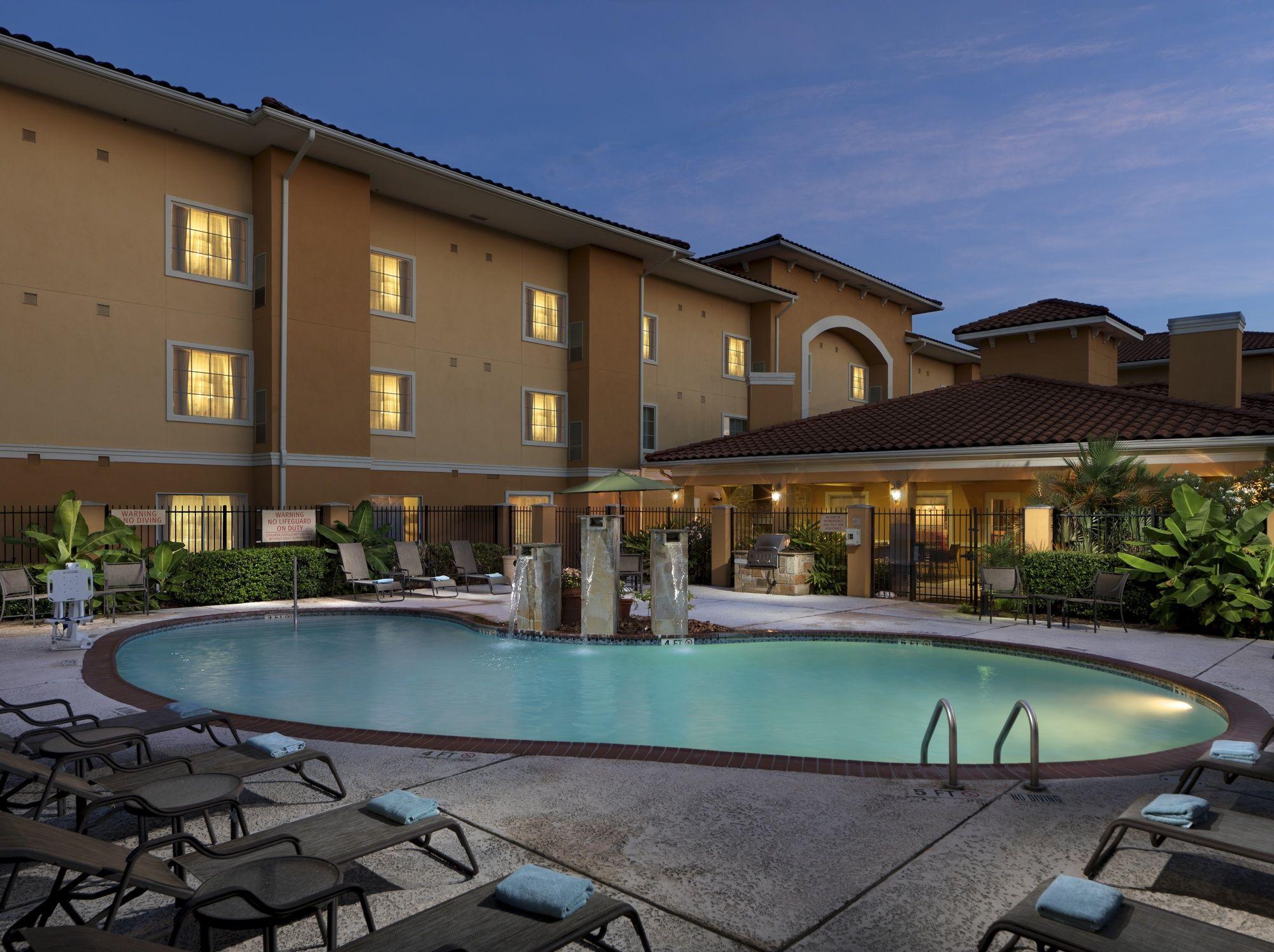Towneplace Suites Houston North/Shenandoah Extérieur photo